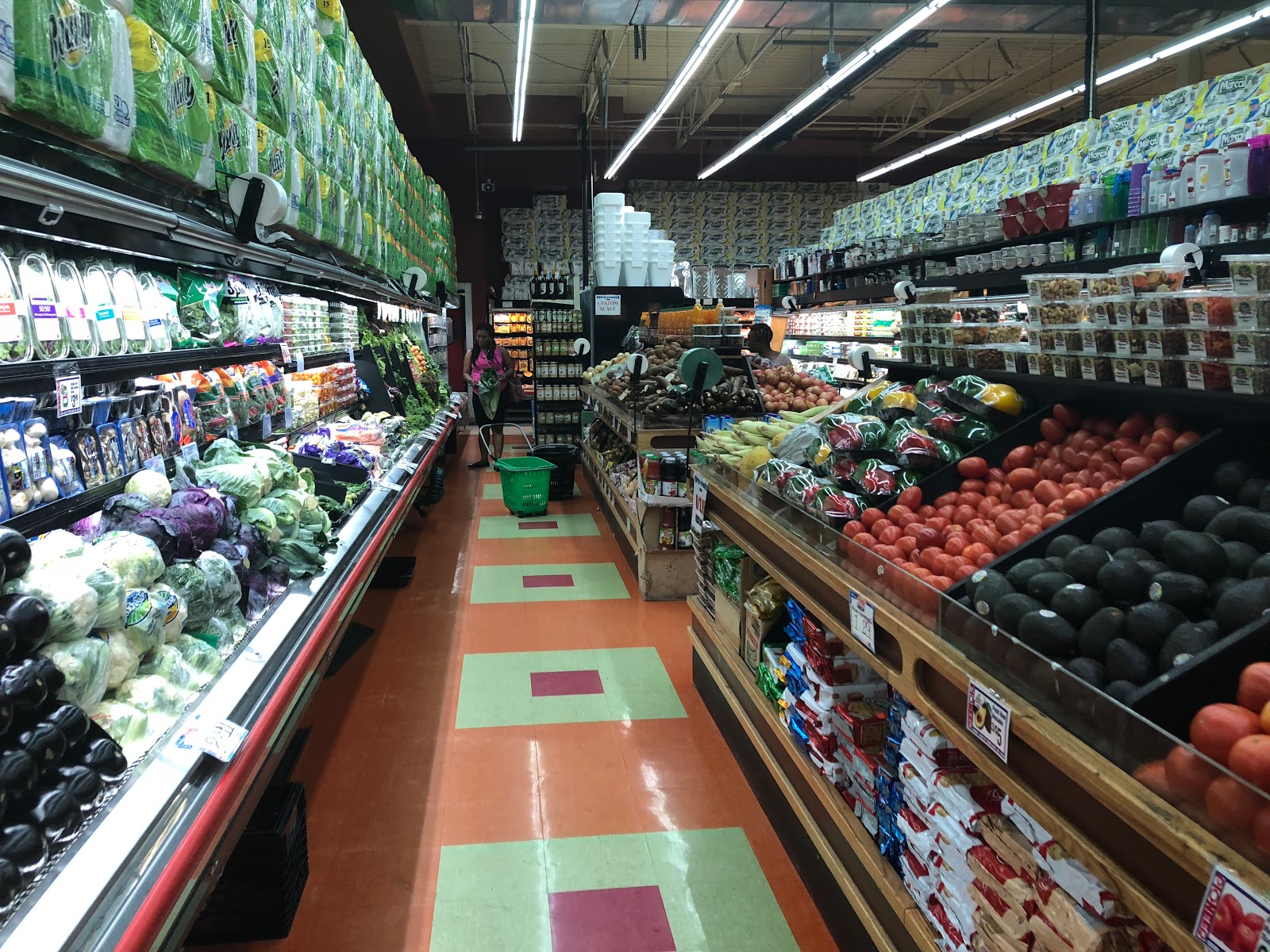 TOUR Pioneer Supermarkets Bushwick, Brooklyn, NY