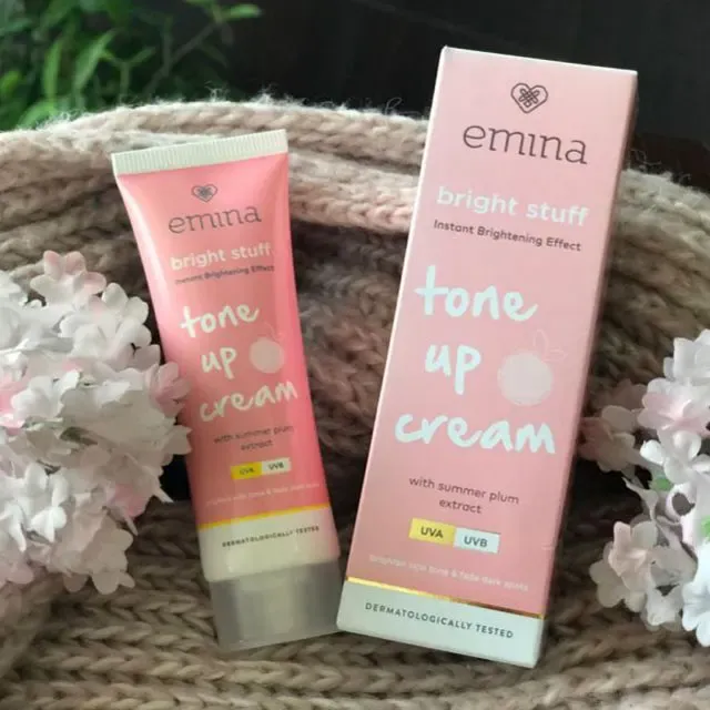 kegunaan emina bright stuff tone up cream