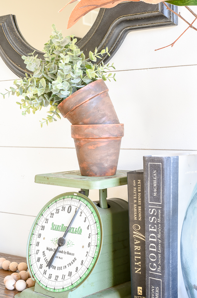 An easy way to add texture and age Terra Cotta clay pots