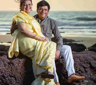 Rajni Kharbanda With Her Husband 