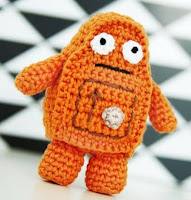 PATRON GRATIS ROBOT AMIGURUMI 328