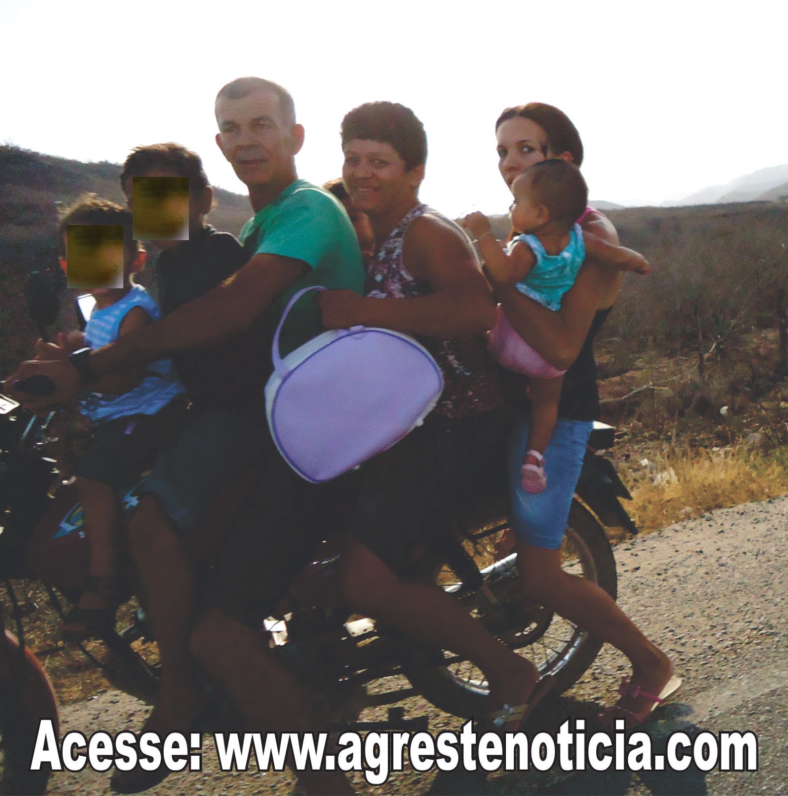 Blog Agreste Notícia CURIOSIDADE QUANTAS PESSOAS CABEM EM UMA MOTO? Blog Agreste Notícia CURIOSIDADE QUANTAS PESSOAS CABEM EM UMA MOTO?