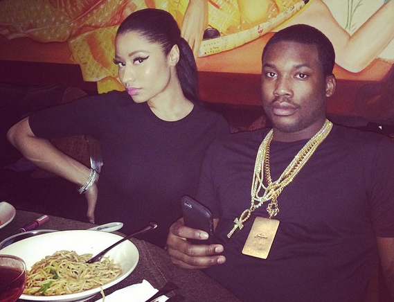 1 Nicki Minaj shares pic from her dinner date with new boo, Meek Mill