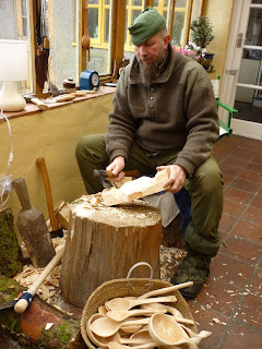 spoon carving first steps