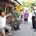 Warung Angkringan Menjadi Sasaran Komsos Babinsa dan Bhabinkamtibmas Joyotakan.