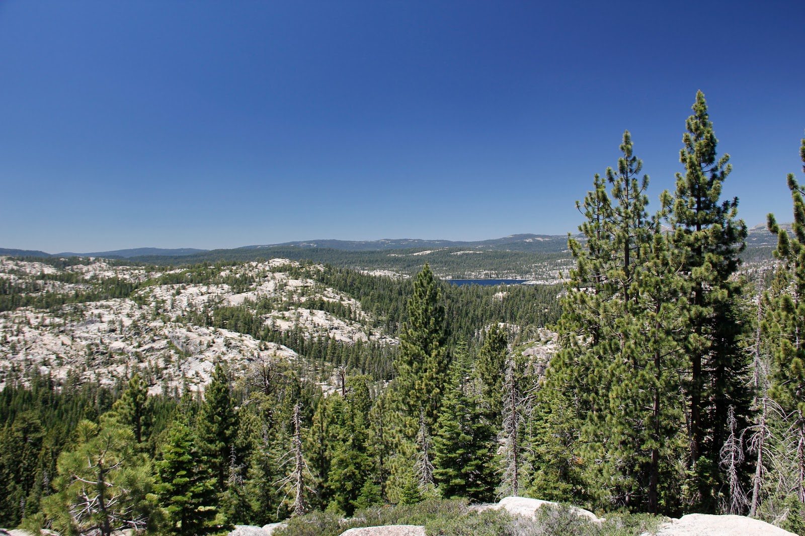 Sierra Nevada Hikes and Lakes: Sword Lake and Lost Lake