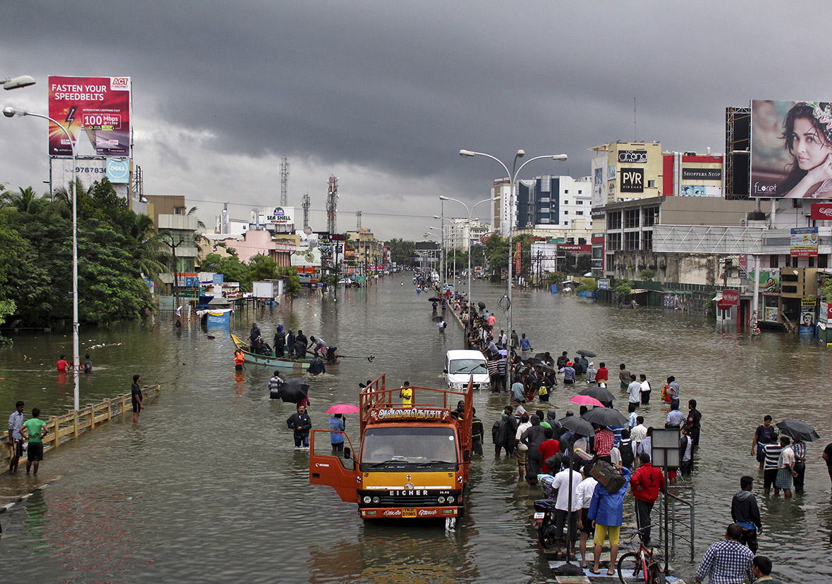 Severe Floods in Chennai, India... Please lend a helping hand!!