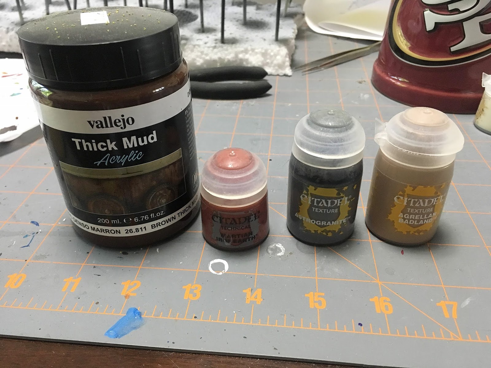 Vallejo Basing Paste Sample Comparison (Thick Mud/Mud&Grass/Earth Texture)  : r/wargaming
