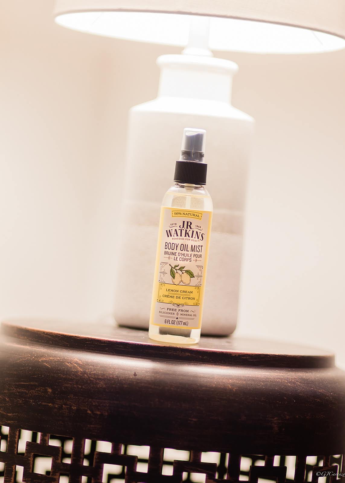 JR Watkins Body Oil Mist in Lemon Cream Product Review