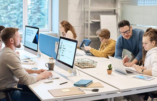 4 Kesalahan Payroll yang Harus Dihindari 4 Kesalahan Payroll yang Harus Dihindari
