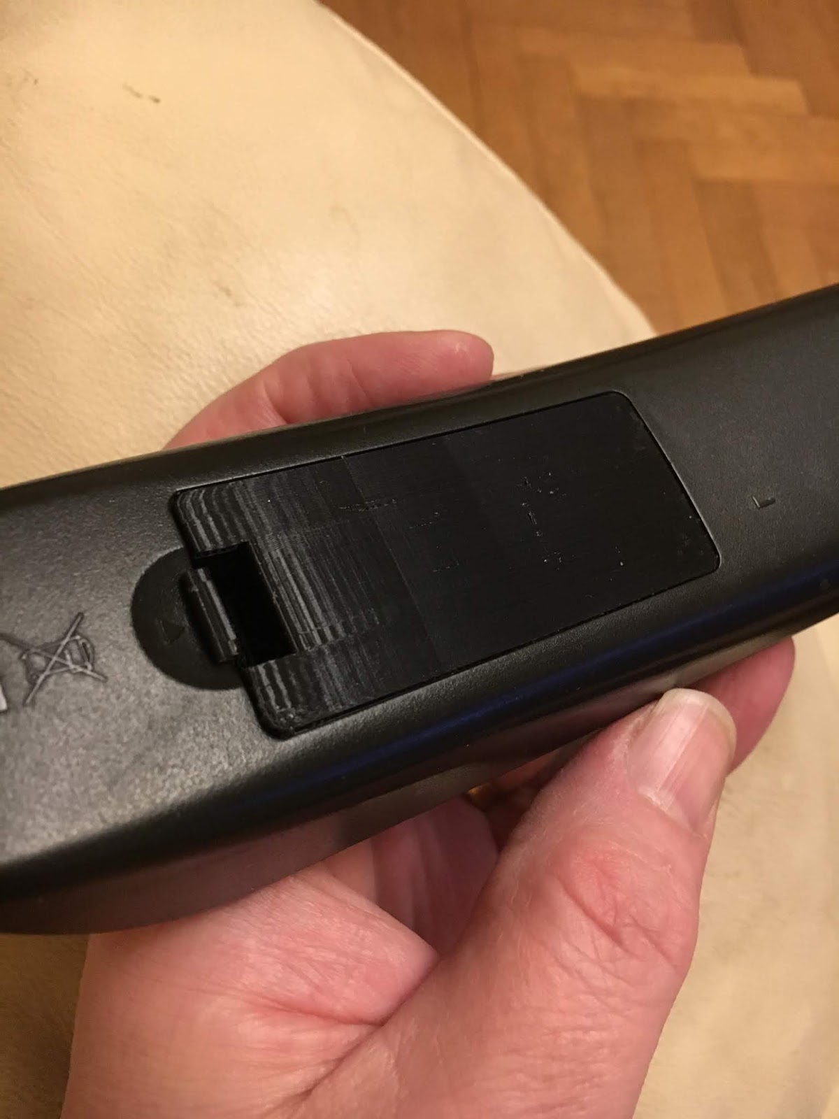 The Mighty Shiz Samsung TV remote control battery cover MkII