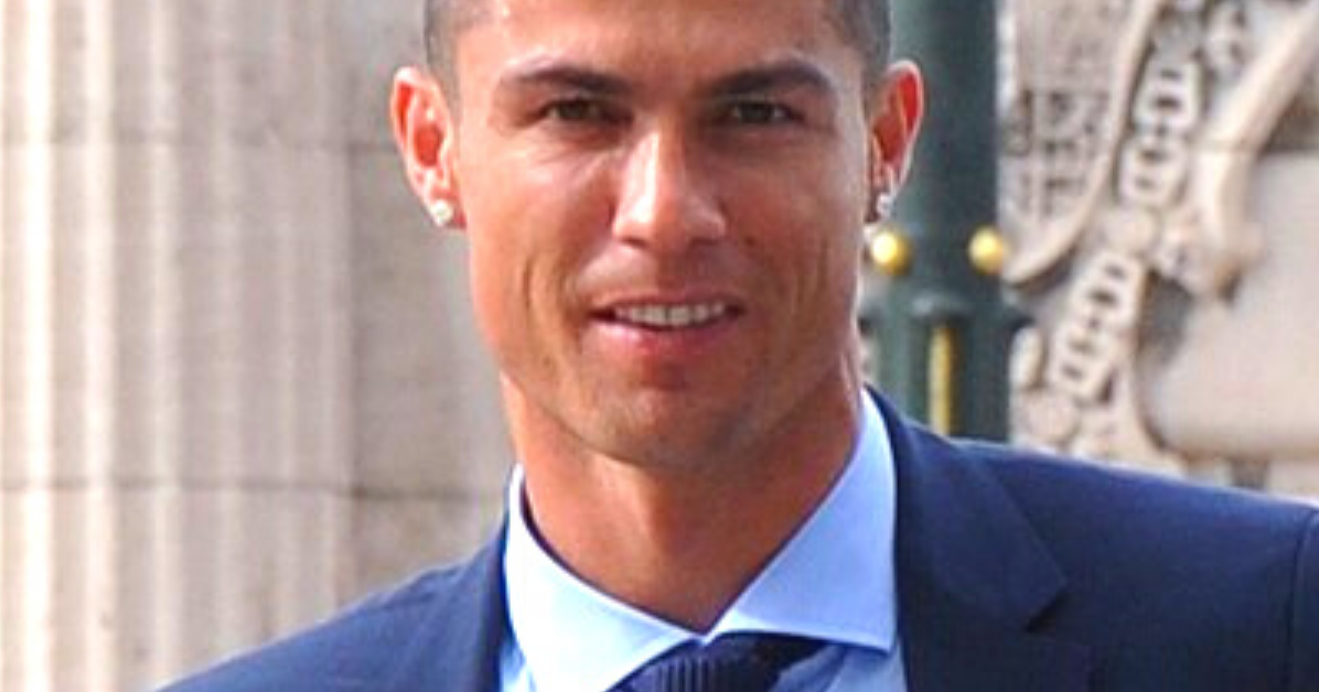 Cristiano Ronaldo Record,Salary,Net-Worth Income 2020 ...