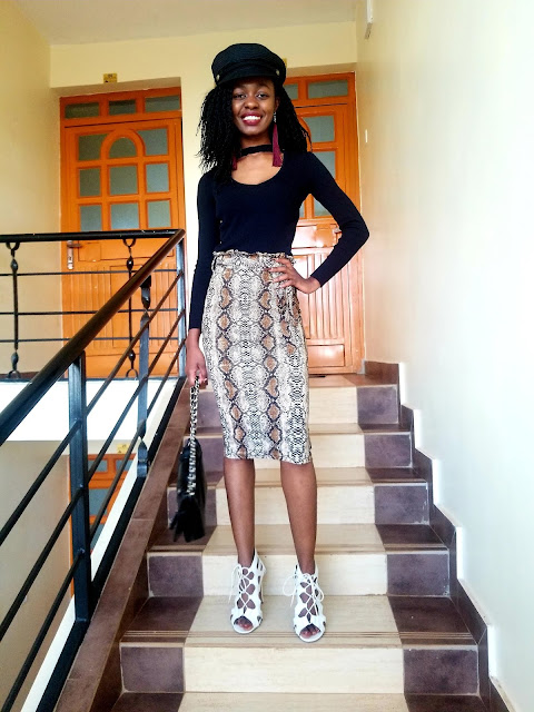 How To Wear A Snake Print Skirt In A Classy, Fun Way