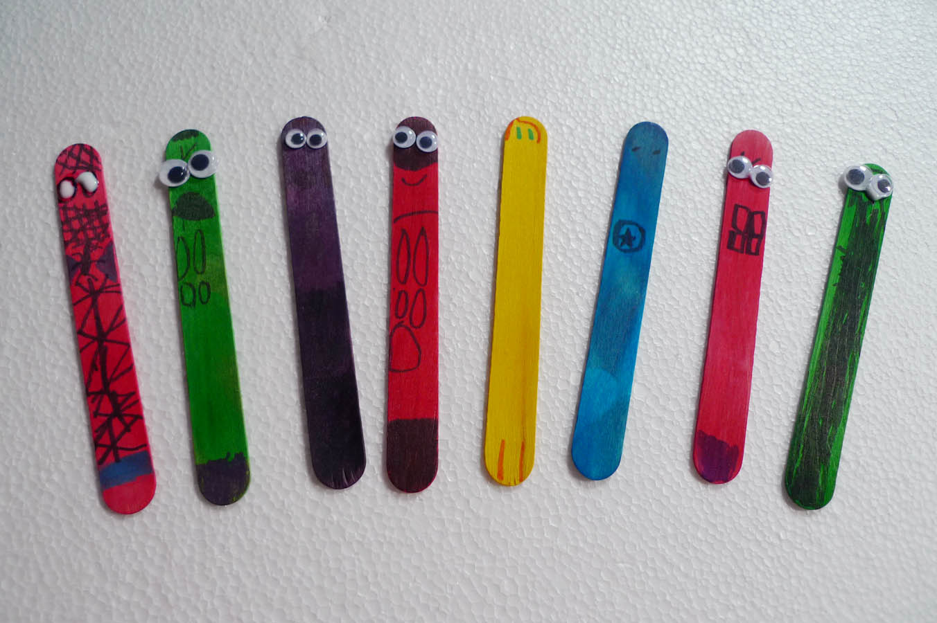 MrsMommyHolic DIY Popsicle Stick Characters