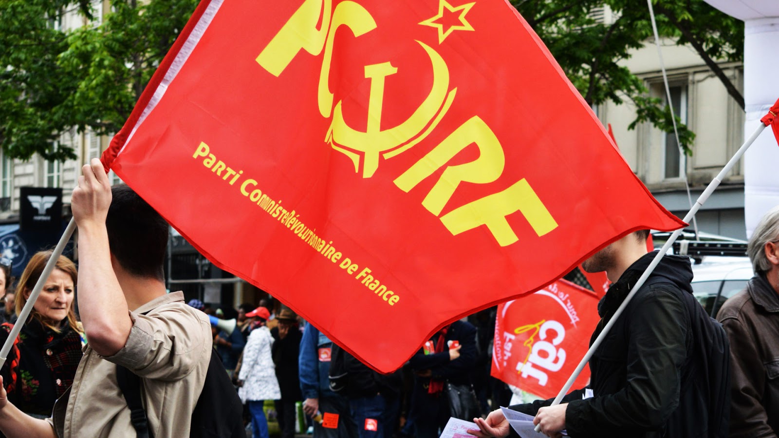 In Defense of Communism Union de la Jeunesse Communiste (UJC) The