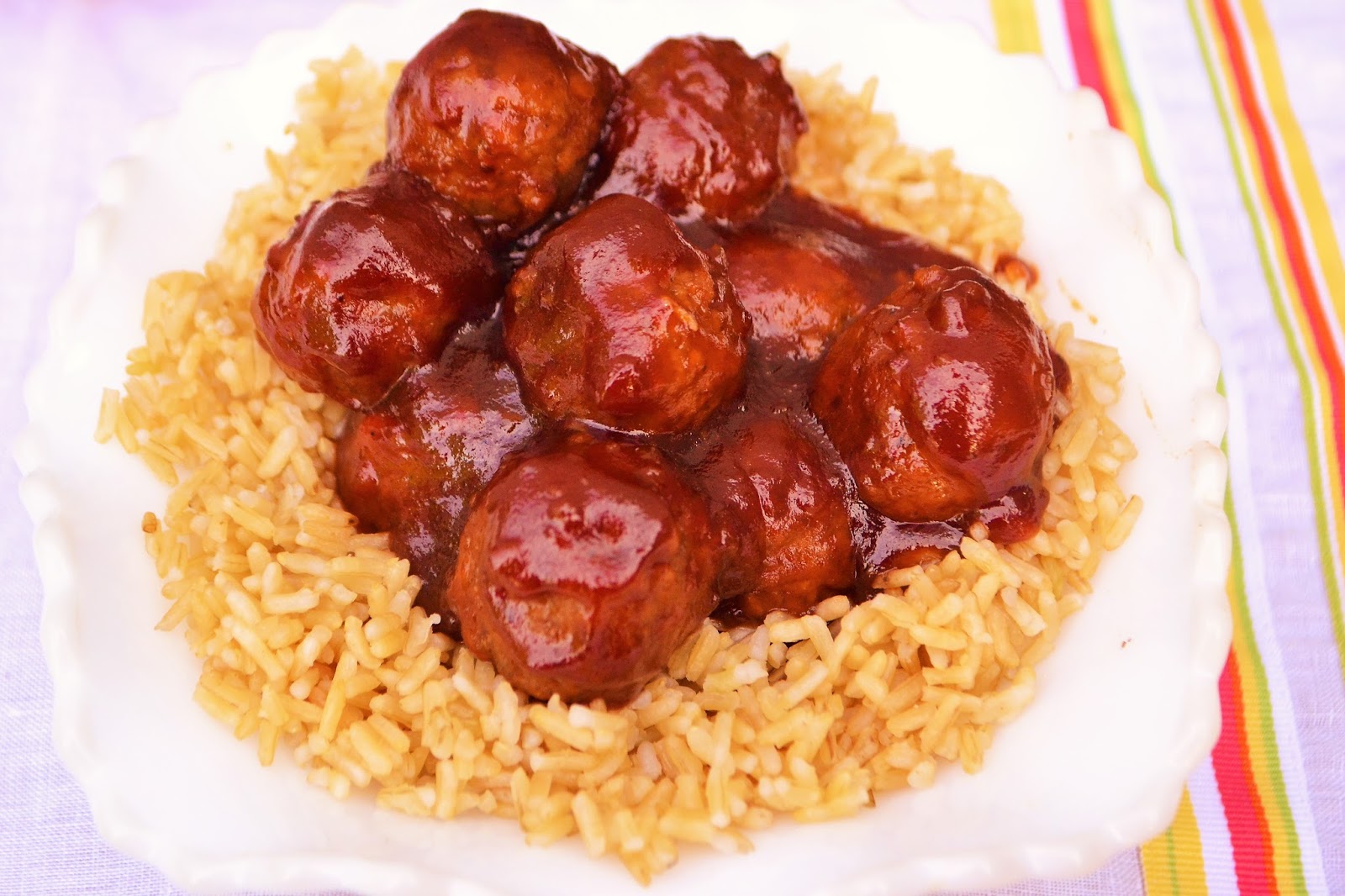 TIP GARDEN Apple BBQ Meatballs over Brown Rice AppleWeek