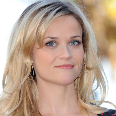 alt="eyebrow,Triangle  face shape,Pear face shape,Reese Witherspoon,brows,beauty,make up,celebrity,eyes,eye make up,eye,eyebrow shapes,face shape"
