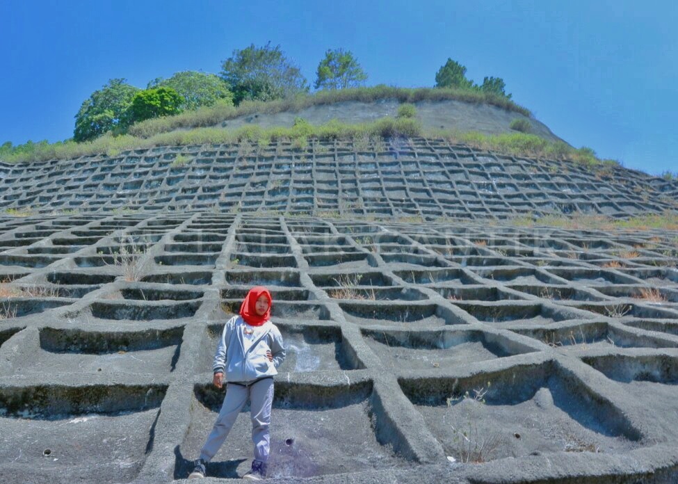 Bukit PLTA Silalahi Bukit PLTA Silalahi