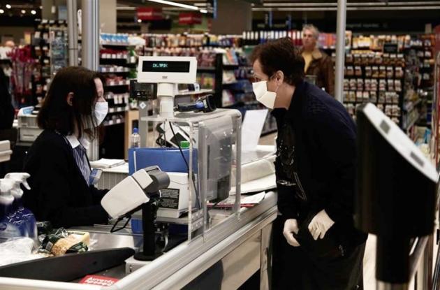 Σούπερ μάρκετ: Τι ώρες θα λειτουργήσουν παραμονή Χριστουγέννων και Πρωτοχρονιάς