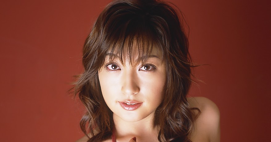 World of Idol: Yoko Kumada (熊田曜子) 01