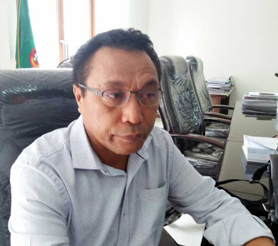 Ambon, Malukupost.com - Stok Bahan Bakar Minyak (BBM) jenis Premium di beberapa Stasiun Pengisian Bahan Bakar Umum (SPBU) di Kota Ambon dan sekitarnya, saat ini mengalami kelangkaan padahal stok BBM dari jenis lainnya, seperti Pertalite atau Pertamax tetap ada.  Menanggapi hal itu, Wakil Ketua Komisi B, DPRD Provinsi Maluku, Abdullah Marasabessy mengatakan jika persoalannya karena para sopir angkot ini memang agak sulit ketika ingin beralih, saat sebelumnya selalu menggunakan BBM jenis Premium ke Pertalite atau Pertamax.