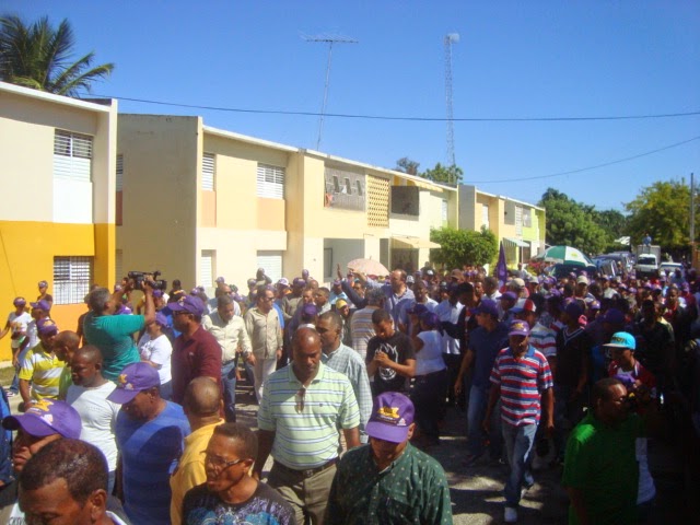 José Del Castillo realiza mano a mano del barrio La Peñuela en Cabral 