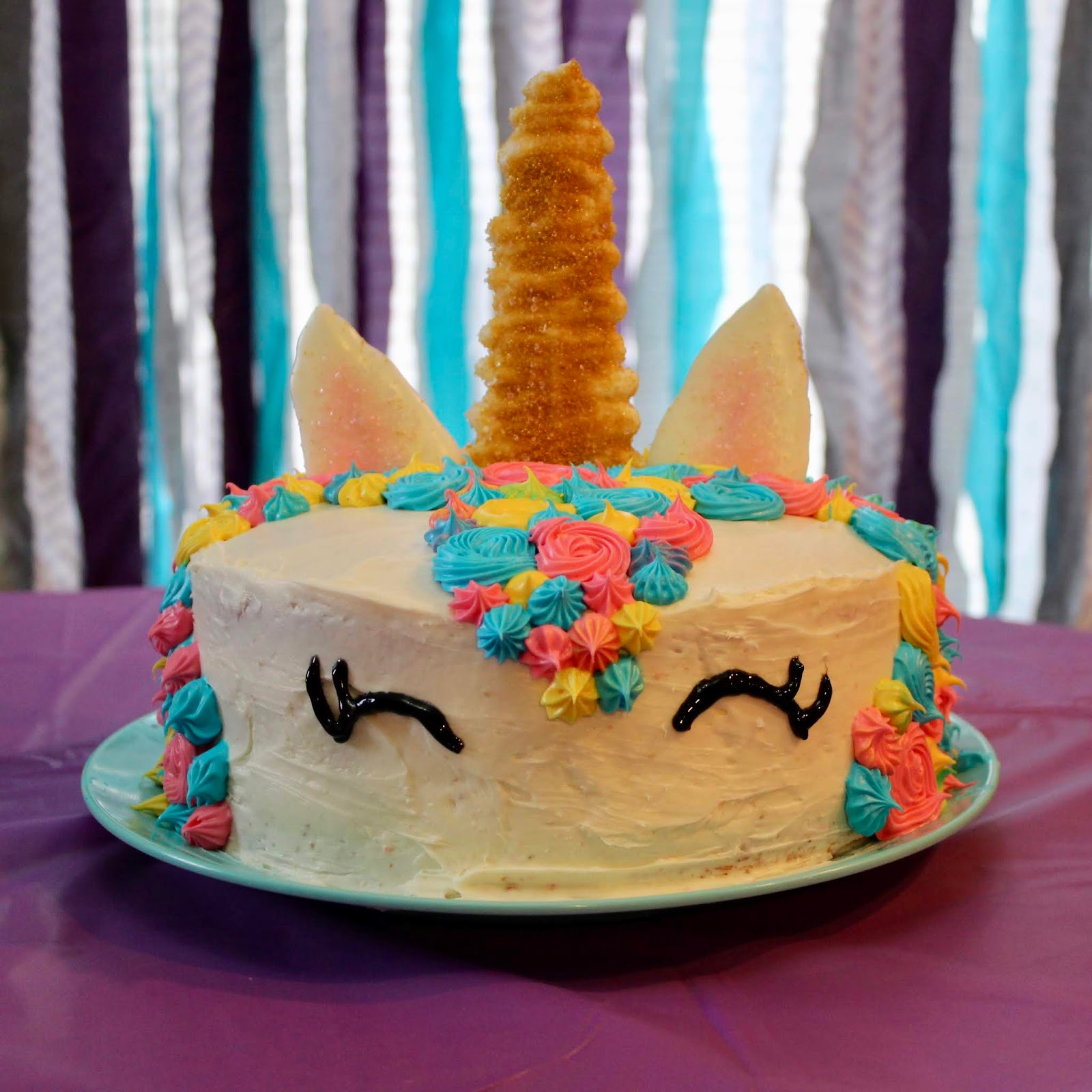 Unicorn half sheet cake 🦄🦄🦄🦄 - Sweet Treats Bakery | Facebook