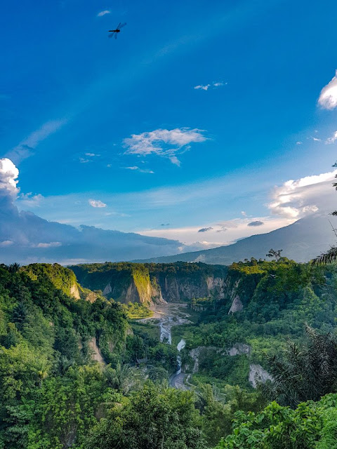 Ngarai Sianok, West Sumatra