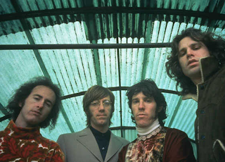 Nesta postagem vou falar de um documentário maravilhoso sobre Jim Morrison e uma das bandas que mais admiro, The Doors.