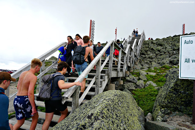 Escaleras desde el Parking a la Cima de Mount Washington, New Hampshire