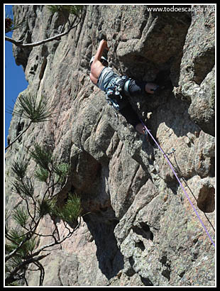 Escalada en coll de Bavella, sector Murzella Escalada en coll de Bavella, sector Murzella