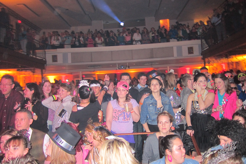 Clarendon Nights NYE Legwarmers at State Theatre