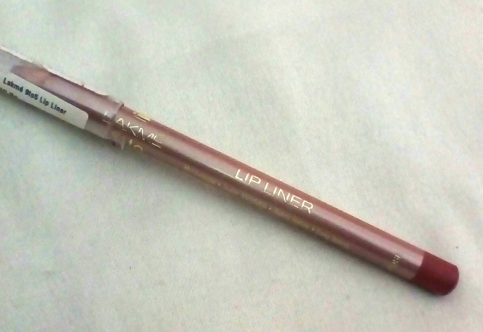 Lakme 9 to 5. Lip liner