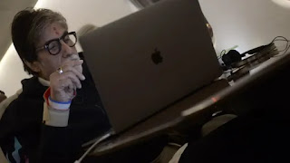 amitabh bachchan amitabh bachchan with his laptop writing blogs