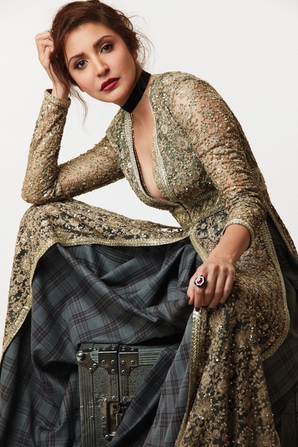 Anushka Sharma Photoshoot For Elle Magazine October 2016 ~ F7view