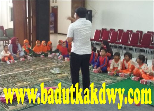 Badut Serang: Sewa Badut Serang