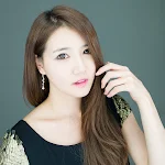 Han Ga Eun – Black And Gold Dress Foto 10