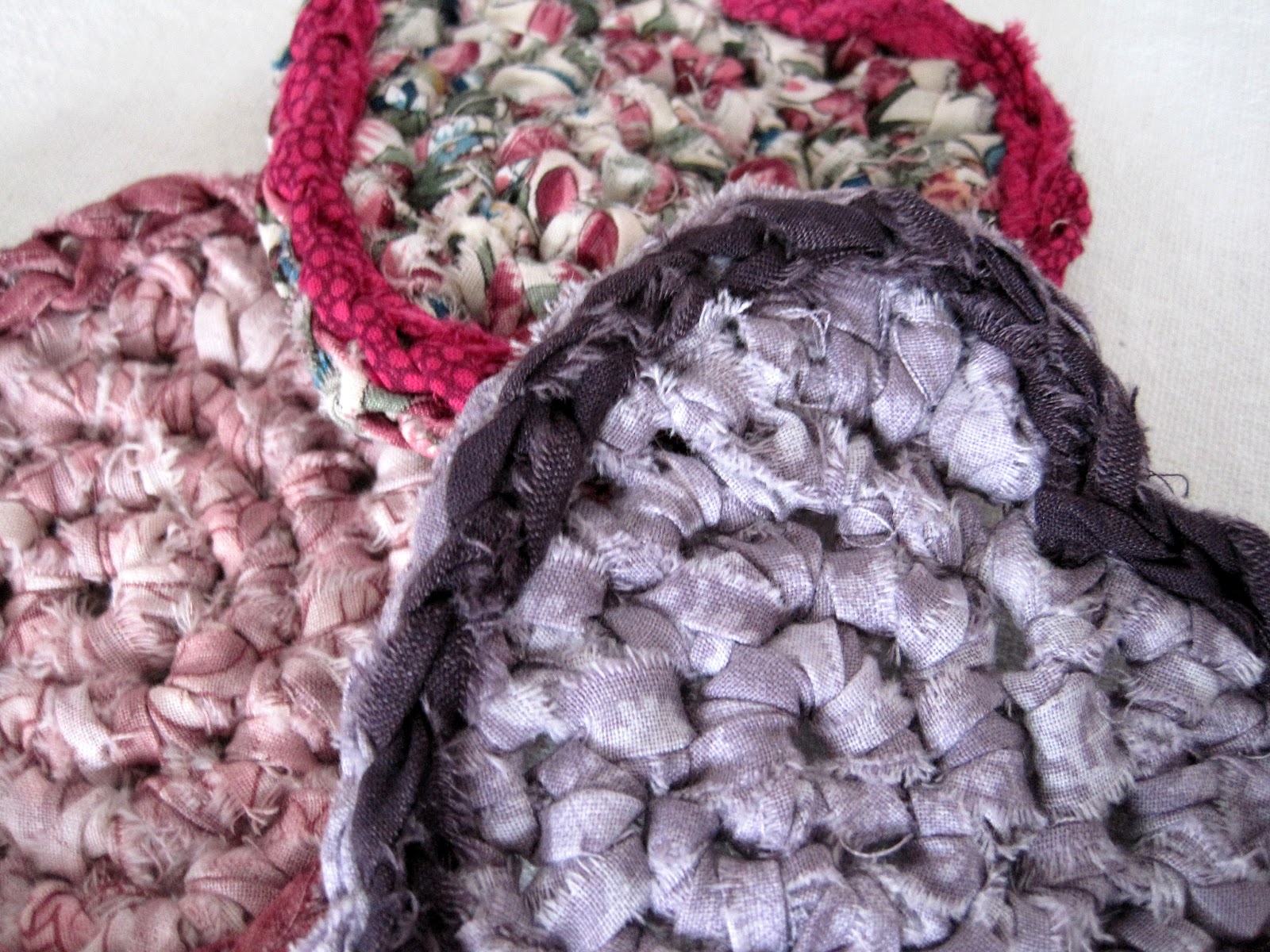 Free Heart Coaster Crochet Pattern - Hooked On Patterns