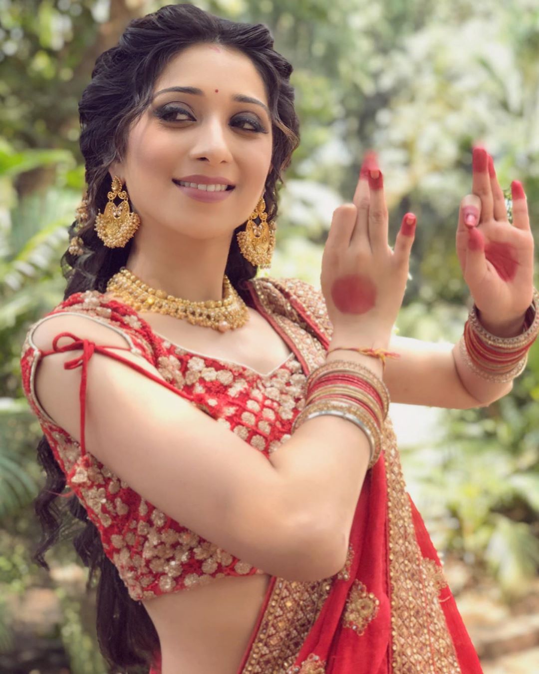 BIODATA Vrushika Mehta Pemeran Puchki / Asmita Shantanu