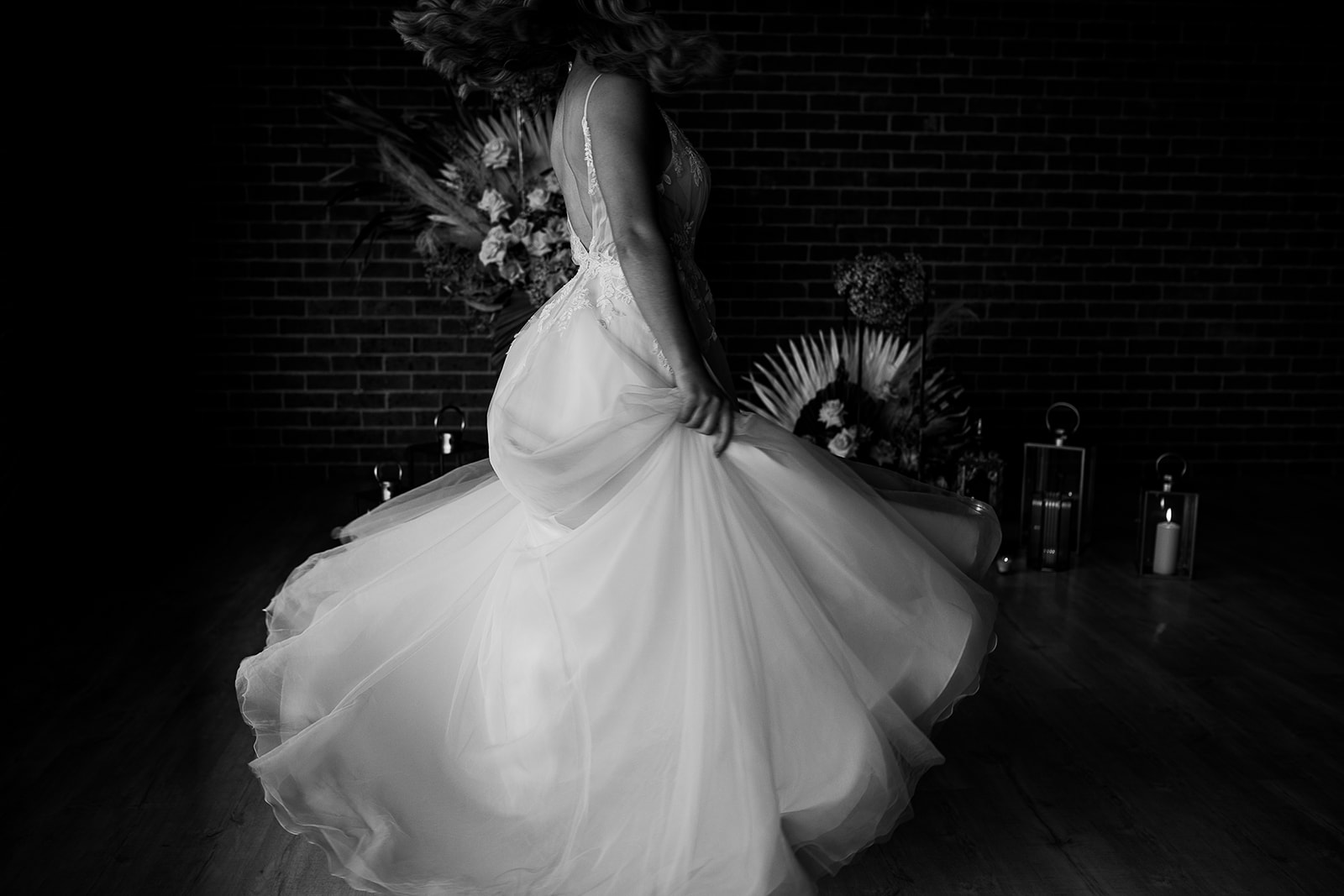 on the aisle blog | ballerina bridal shoot jennifer burch photography central coast weddings nsw bridal gowns floral design pinic setup cake