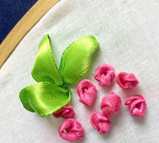 Thêu mũi sa hạt bằng dây ruy-băng - Hình 1