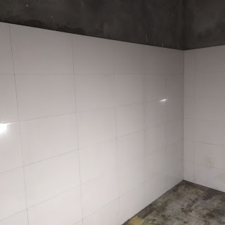 tile design for bathrooms