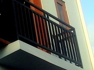 railling balkon minimalis