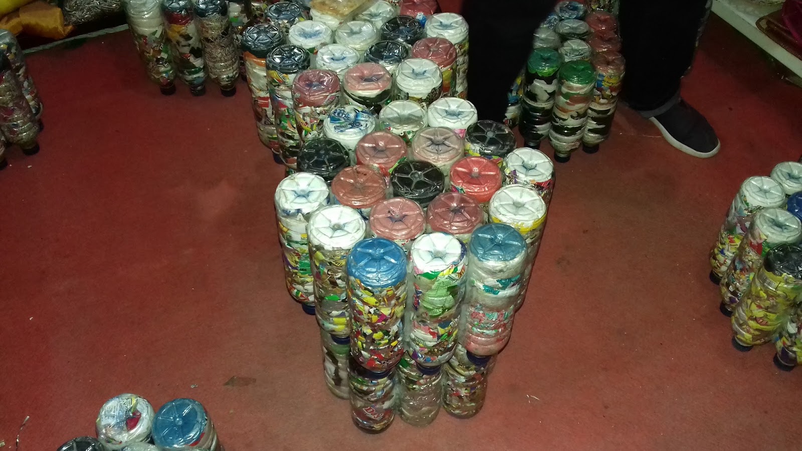 Cara Membuat Kursi dari Botol Bekas - Agung Id