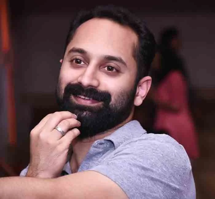 What is this? This is not right. Actor Fahad Fazil told reporters who approached him with a mike to stand aside while voting at a local booth, Alappuzha, News, Assembly-Election-2021, Media, Cine Actor, Cinema, Fahad Fazil, Kerala, Politics