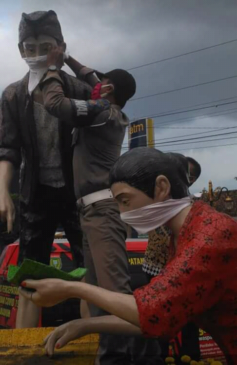 Walikota Madiun Kampayekan Pakai Masker