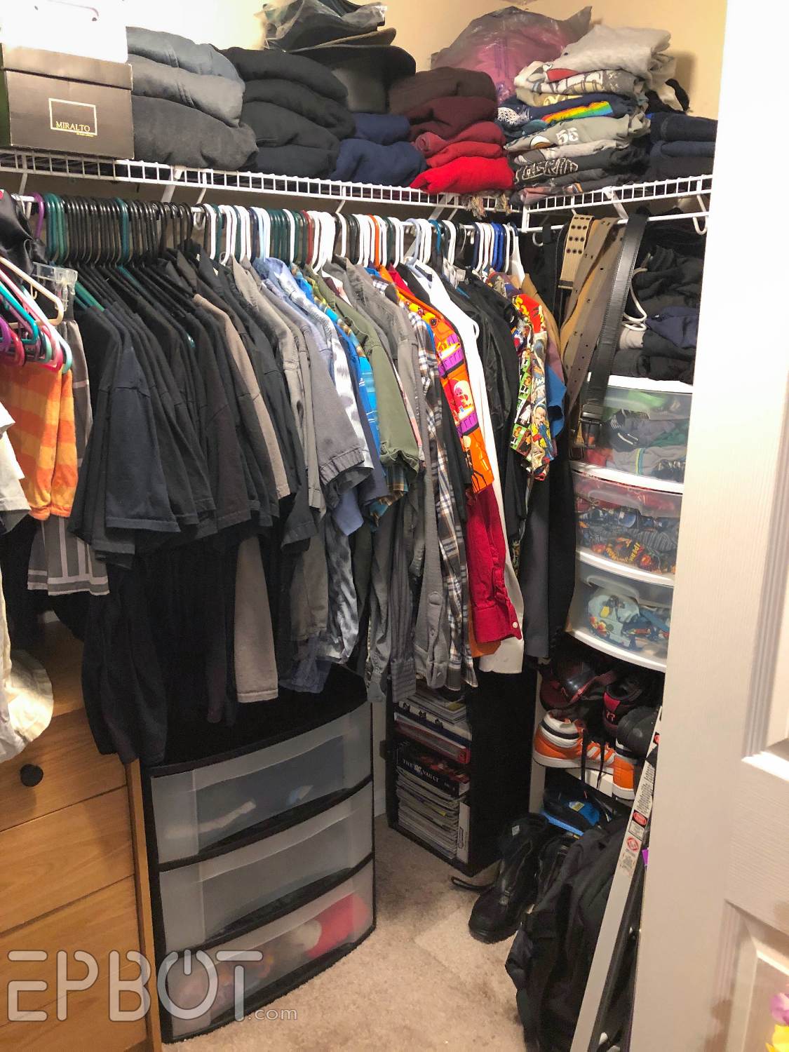10 Room Men S Closet Photos That Will Inspire You On How To Organize And Assemble Yours
