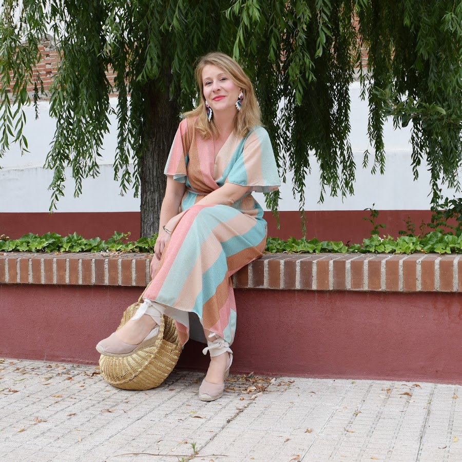 Como_llevar_vestido_brillos_durante_el_día