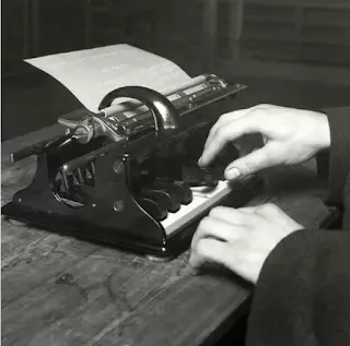 பிரெய்லி டைப்ரைட்டர் | Braille Typewriter