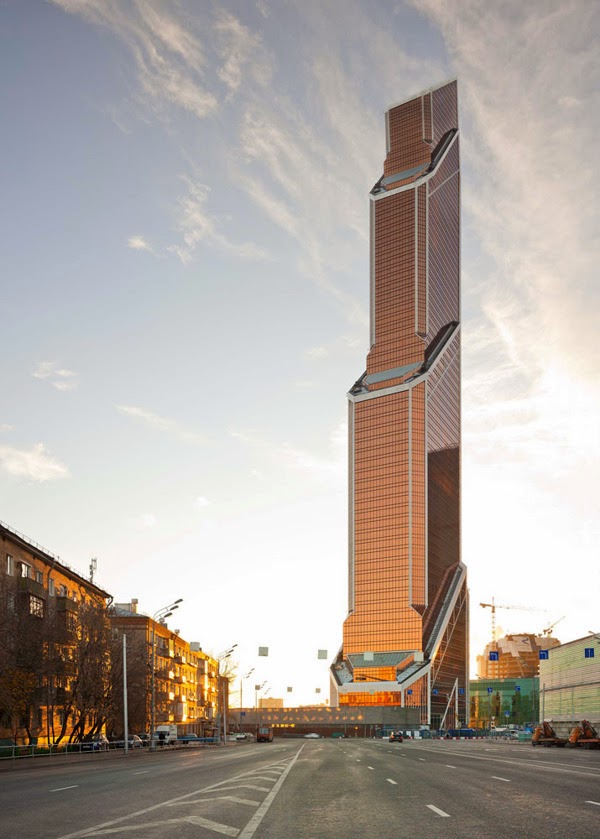 ©Frank Herfort - Imperial Pomp. Post Soviet High-Rise. Fotografía | Photography